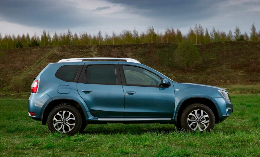 Боковое стекло NISSAN TERRANO