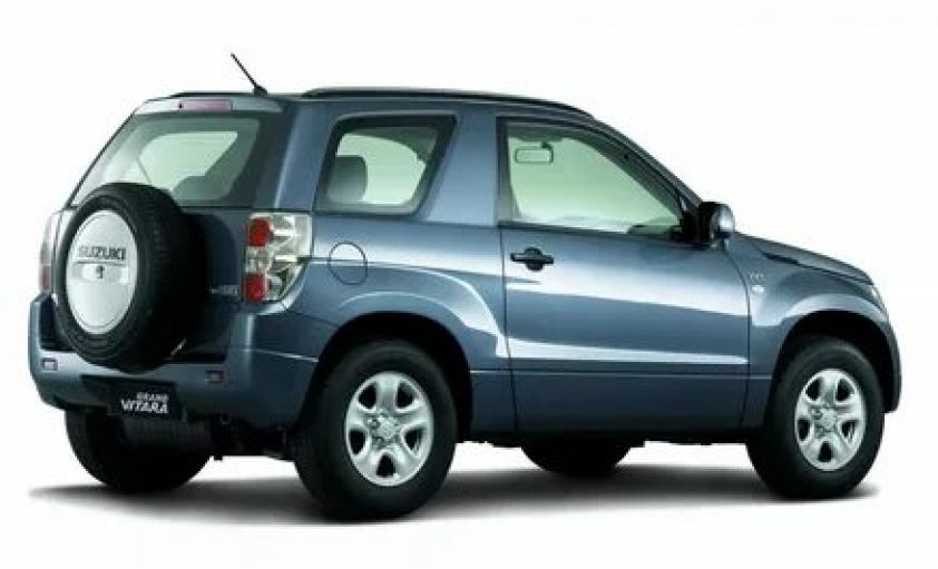 Заднее кузовное стекло SUZUKI GRAND VITARA