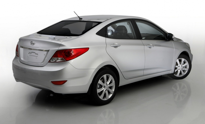 Заднее стекло для HYUNDAI SOLARIS