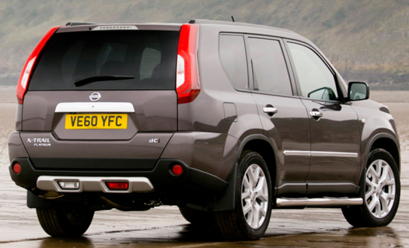 Заднее стекло NISSAN X-TRAIL T31