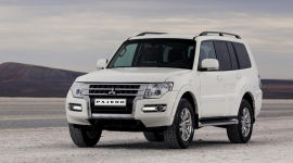 Лобовое стекло MITSUBISHI PAJERO IV 
