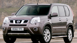 Лобовое стекло NISSAN X-TRAIL T31